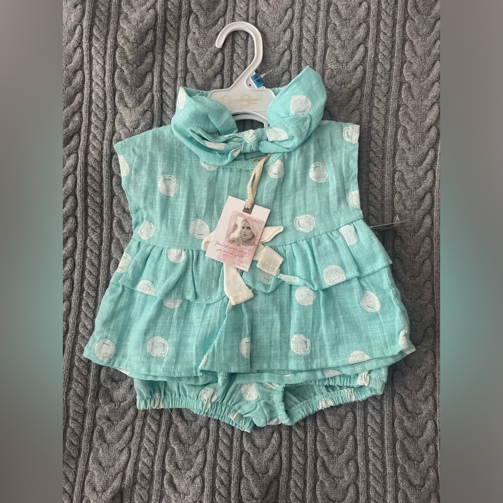 Two piece set